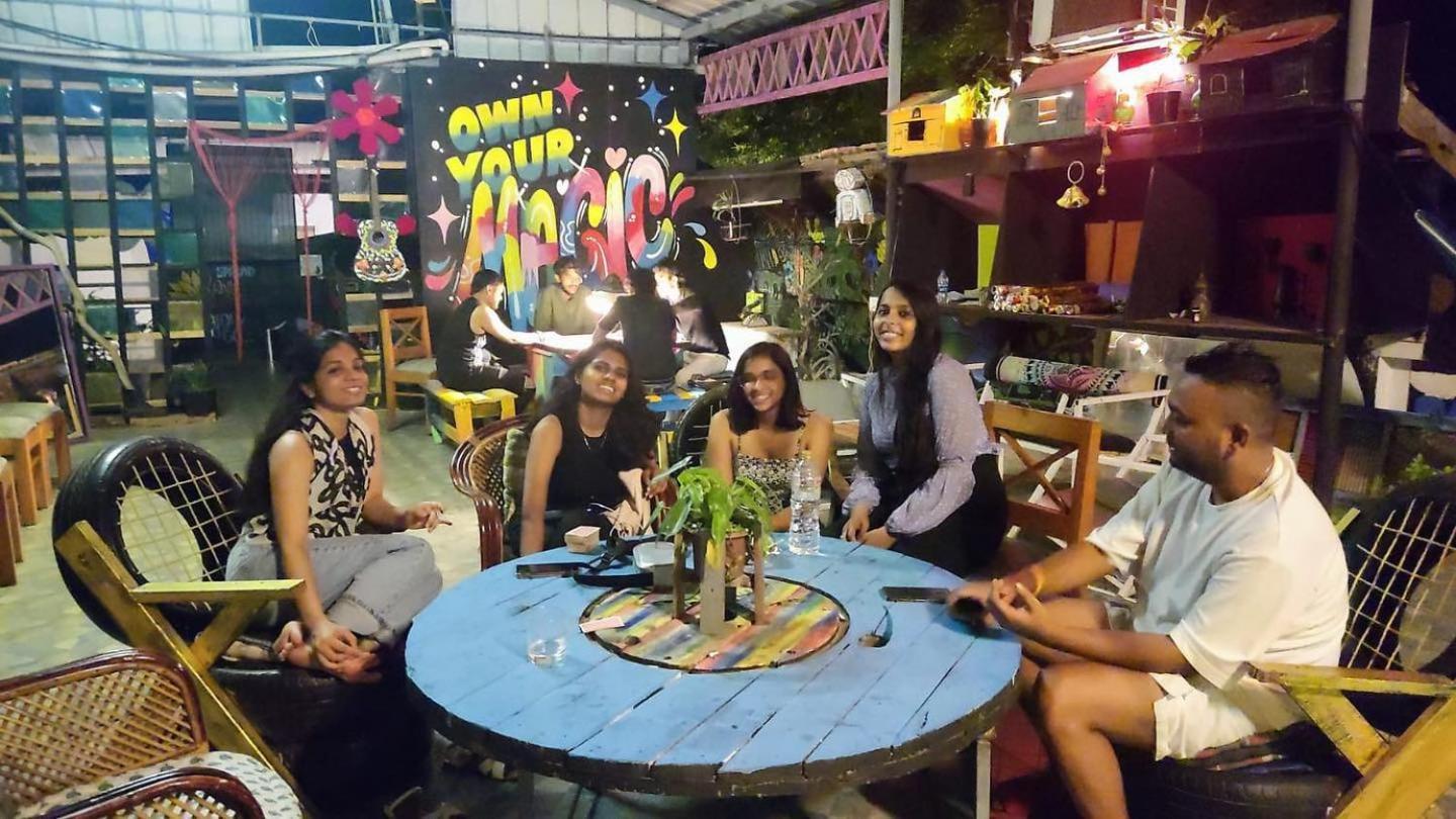 Xhostel Hostel Kochi ภายนอก รูปภาพ